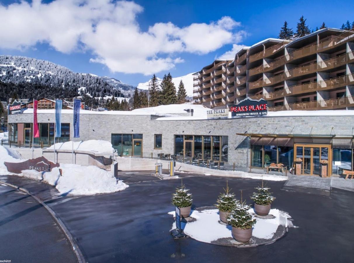 Peaks Place Apartments & Spa Laax Exterior photo